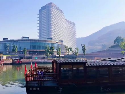 太湖龙之梦尚能饭否?龙之梦共8家星级酒店,最后一家将在7月15日正式开业。#太湖龙之梦 #龙之梦太湖古镇