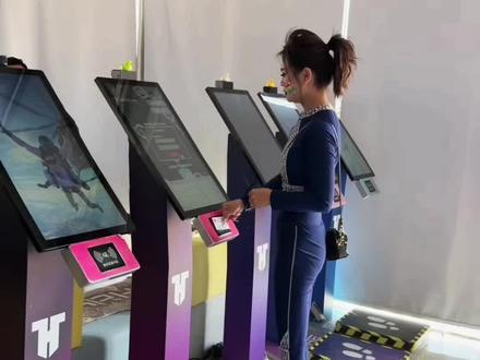 做自己不敢做的事情叫做突破,人生不过三万天,敢于挑战,为自己重活一次…#跳伞 #励志 #突破 #加油