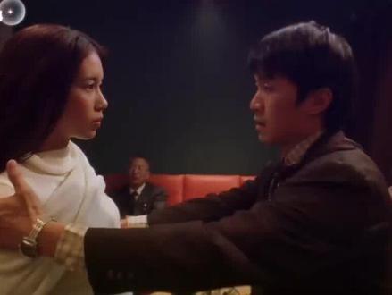 周星驰与莫文蔚演戏太投入,鼻涕差点掉入莫文蔚嘴巴