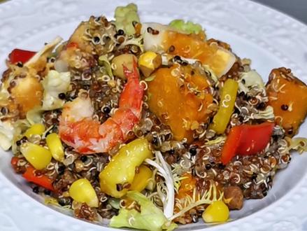 吃不够的藜麦蔬菜沙拉, 这次主打一个清理冰箱食材,咋做都好吃呢#晒出你们觉得很香的美食 #晚饭吃什么 #好吃到停不下来 #藜麦 #减脂食谱