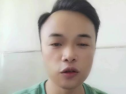 电动车在小区的充电桩充电,由于限功率限流的问题应该怎么解决?
用#可调节电压电流充电器#可调充电器 1-15a