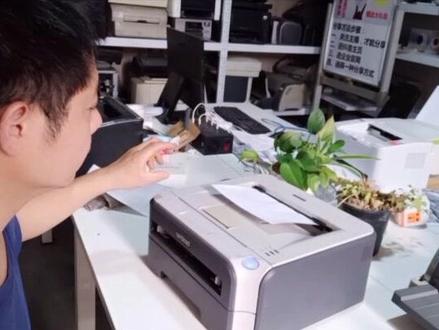 兄弟2140打印自检页的方法,不连机也能自己打印,打印效果不好怎么办?知道的评论区留言#打印机维修视频教程