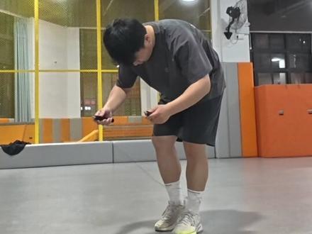 跳一组速度试试水#跳绳 #竞速 #中考体育 #动起来 #减肥
