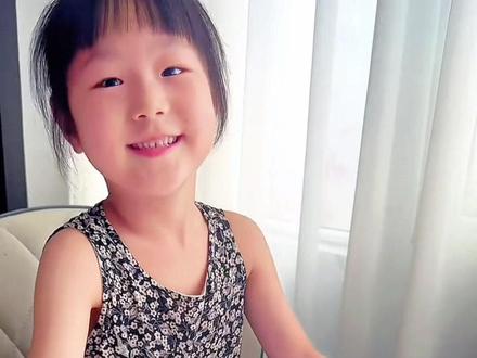 和暖暖一起画孔雀吧!线条简单又可爱,锻炼控笔和专注力#儿童绘画 #亲子简笔画 #简笔画 #一起学画画 #简笔画教程