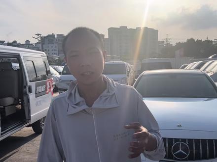 面包车拆座椅违法怎么处理?自己在手机上面这样拍照就行了!