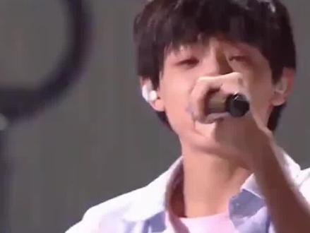 李飞有多抠门? #李飞 #时代峰峻 #养成系