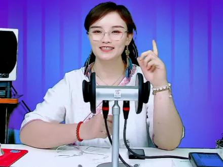 听歌时听到耳机里有杂音是耳机坏了吗?这个视频看了之后就可以自己判定是什么原因,有杂音问题可以评论区留言我们帮你解决,关注我给大家输出专业,有用的视频#潜韵官方旗舰店 #耳机