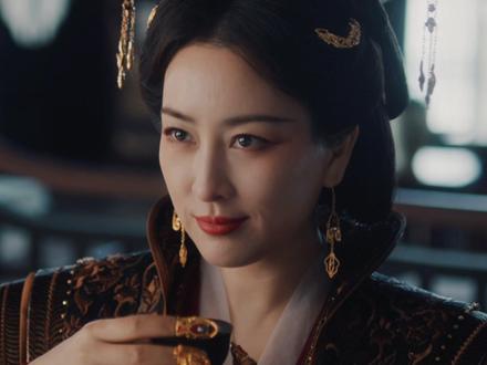 威严这块,太后拿捏了 #网剧成何体统 #星动营业中