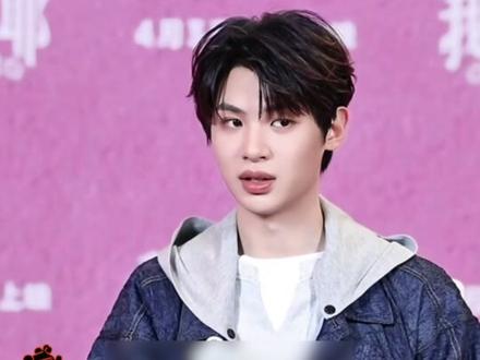 #黄明昊看时代少年团演唱会 能开黑这么多次还在一起的朋友,就是一辈子的好朋友#时代少年团#黄明昊#演唱会#友谊