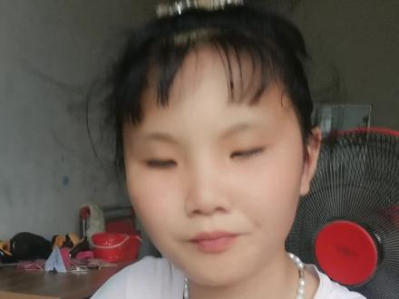 这是四年级上册习作例文。小木船结尾。