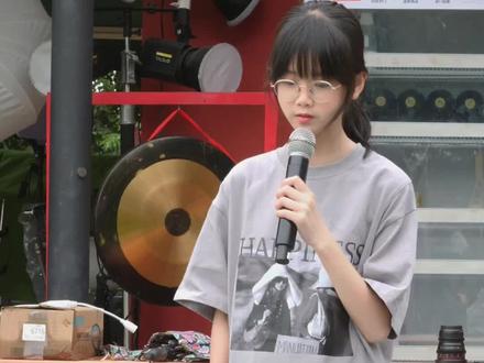 那谁,你点的《招娣》来了 #招娣 @大饼博士的小星星们 @奶茶三姐妹