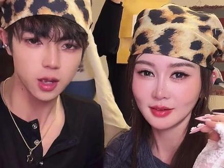 纳迪尔给公主打扮的真好看哈哈哈#盈公主和纳迪尔#盈公主#纳迪尔小姐夫