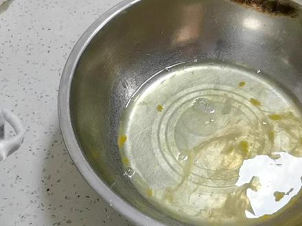 拯救混入蛋黄的蛋清,照样做出完美的蛋糕卷,超细腻! #打蛋清 #蛋糕卷 #家庭烘焙 #自制甜品