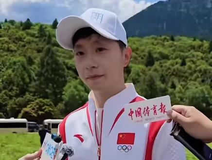 马龙谈兼顾乒协主席和运动员身份#马龙