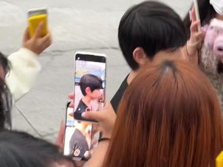 尊嘟很好笑,忘记告诉助理到了的笨蛋小猪#陈浚铭 #tf家族四代