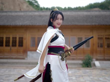 呵,男人只会影响我拔刀的速度!#冷兵器#DNF金秋爽玩季#DNF