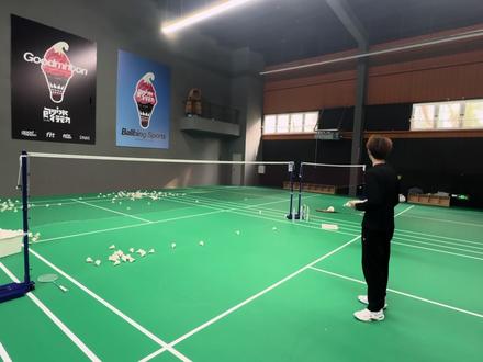 学会它那恭喜你 解锁成为诡异老登第一步 #羽毛球 #羽毛球提拉米苏