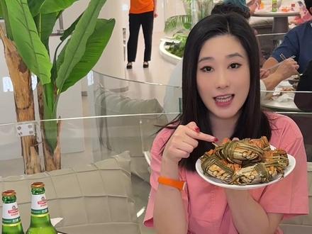 大闸蟹畅吃现在的金色阳光也太是那个了#芜湖美食 #吃货白