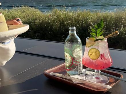 当我出门旅游带上画笔和豆豆本 #画画 #带上画笔去旅行