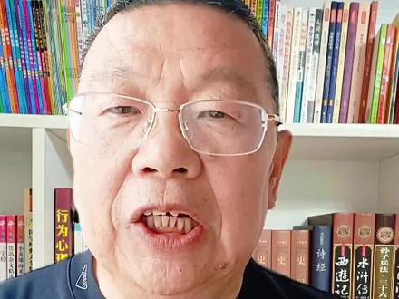 全班一半人答错!碗漂浮vs沉底浮力对比! 漂浮时,碗的浮力等于自身重力;
沉底后,碗里灌满了水,浮力反而小于自身重力!
所以漂浮时的浮力更大!”
学会了,就点赞!
#初中物理#浮沉条件#比较浮力大小 #阿基米德