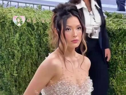 谷爱凌 美得冒泡了 #谷爱凌 #metgala #metgala红毯 #谷爱凌metgala #谷爱凌yyds