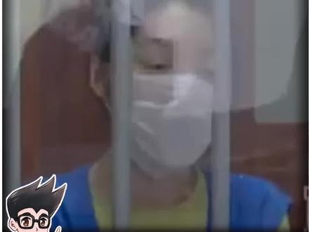 曾因开设赌场入狱的郭某某,又因贩卖假减肥药被捕,经调查,减肥药中含有害物质。下集揭晓更多幕后。#安哥说法