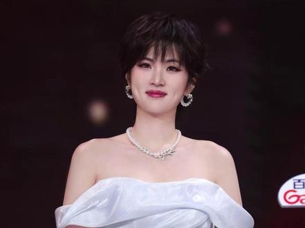 原来华为二公主姚安娜穿的是浮光锦 #姚安娜