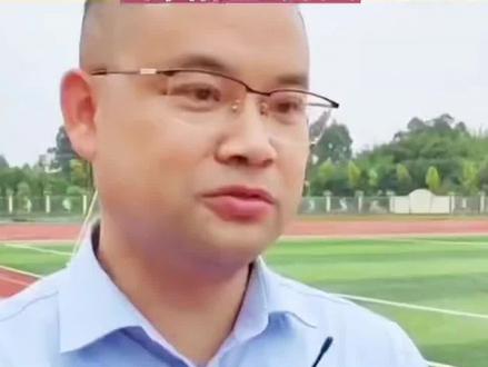 高考作文写字工整清爽,会有加分,5分能领先几万名考生,直接影响孩子是211还是985
马上要中考的家长一定要提醒孩子卷面书写,从小写字好看是多么重要!#高考加油 #中考 #中考加油