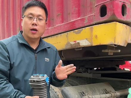 #卡车司机 #半挂车 #专业的事交给专业的人 加装冷凝器解决气路水大