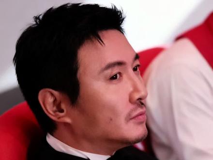 看得出来腾哥这波鼓掌肯定是被逼的😁#日常生活#随拍#沈腾#vlog十亿流量扶持计划