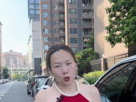 开车不小心掉进水里,你知道怎么应急逃生吗?学会这几点,关键时刻能保命!#汽车知识