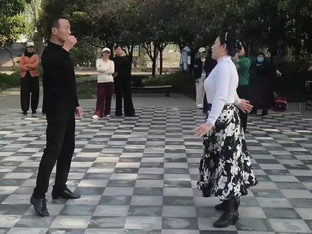小瓶盖第五套新潮慢四1一3节口令分解