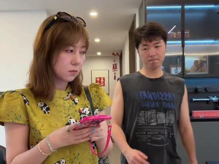 老婆让我穿的成熟一点!@刘文曲lydia #夫妻日常 #搞笑#婚后男人真实现状 #万万想不到
