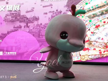 这个黄金比例妹宝小鸡不得了了!怎么什么都会跳!!!什么抖舞都会跳!连chanel也是不在话下的!好会哦宝宝!@广州杂技团 @大湾鸡饲养员 @大湾鸡乐园园长 @大湾鸡主理人 @文艺小跟班 #大湾鸡 #宝宝鸡 #乐融融 #广州杂技团 #chanel