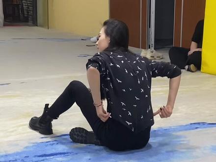想挨打就满足你@琪琪 一点不惯你,你们碰到她这样的情况,会咋样?@抖音小助手 #一定要看到最后 #快来pk女人