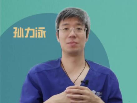 极限运动时,记得戴头盔!#脑外伤 #滑板 #头盔 #极限运动#医学科普