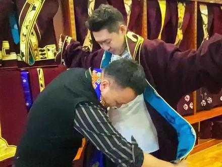 男生藏服穿法#正能量#男生藏服的正确穿法