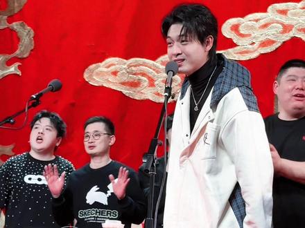 2026.2.8七队小封箱合唱《我们能不能不分手》秦霄贤直拍 宝宝之前也说过这首歌也是想让七队和观众能不能一直不分手~🥹@秦霄贤 真的梦回老七队了我一直在哭😭#秦霄贤 #德云社秦霄贤 #老七队 #德云社七队封箱