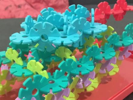 雪花片拼插教程之坦克#雪花片 #手工 #益智玩具 #教程 #手工DIY #亲子 #玩具 #积木 #亲子手工 #创意 #育儿 @DOU+上热门 @抖音小助手