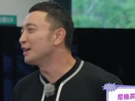 尼格买提问AI,谁是央视最帅的男主持?答案让小撒乐坏了……