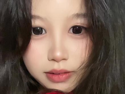 今天下午五点,susu回归,还请大家多多的关心吧#susu #徐穗珍