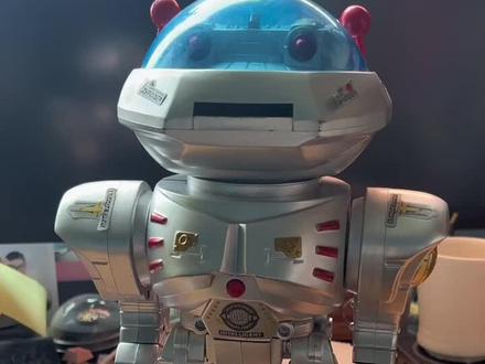 小时候有没有这样一个会吐卡片的机器人😭#T250 #爱情公寓