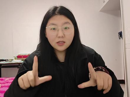 哈喽哈喽~开班仪式省流版来喽~
花生十三26省考海海刷开班仪式省流版来喽#花生十三 #省考 #26省考 #海海刷 #考公