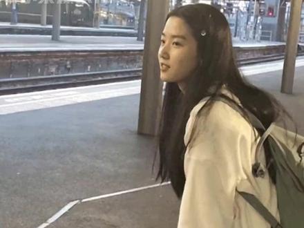 仿佛看到了现实版赵默笙…小说里一笔带过的七年就是这样的吧…#卢昱晓 #云之羽 #白月光