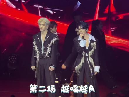 “你的控诉没有声音”三场合集~
郝熠然唱功全肯定,转音真的很绝
又是被郝熠然歌声治愈的一天
#追星怎么可能追谁都一样呢 #郝熠然 #郝熠然唱功