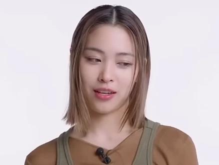 溜溜说出了我的心声!!!!!jyp什么时候来个家族演唱会啊啊啊啊啊啊啊啊,先来个出差十五夜也行啊!!!!jyp赶紧放人😅😅😅#twice #itzy #nmixx #jyp #kpop