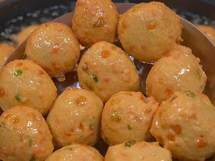 这样做的豆腐丸子不管是直接吃还是炒菜,做汤都非常棒~#豆腐丸子