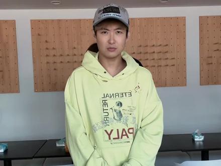 伦伦~我们跳的好看吗 #王王队 #九条命 #珠满摇 #珠满摇舞蹈挑战