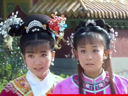 紫薇才是亲生女儿,乾隆为什么更喜欢小燕子?3大原因揭秘 #还珠格格 #小燕子 #紫薇 #乾隆