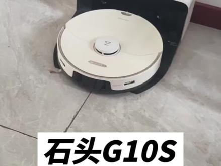 石头G10S扫地机器人不能洗拖布
天津滨海新区用户寄来维修的石头G10S扫地机器人。
用户拍故障视频掩饰呈现机器回洗拖布时进基站后又退出来,尝试几遍后失败报错。
询问用户回充是否正常,用户反馈回充没问题。
本来需要整套寄修排查,考虑到大概率是主机故障,建议先寄修主机。
收到测试确认回洗到位开关确实测量数值有些异常。
机器本身主板悬崖传感器电路已经腐蚀铜绿,和回洗异常没有关联。
更换损坏部件,清理修复悬崖传感器电路。
机器用自家测试基站实测回充和回洗都没问题。#石头G10S不洗拖布 #石头扫地机维修 #石头扫地机器人维修 #石头G10S悬崖传感器故障 #石头G10S进进出出基站